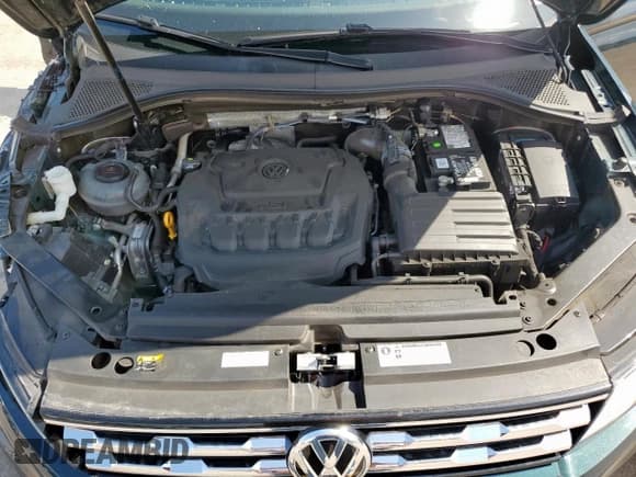 ✅ 2019 Volkswagen Tiguan S • VIN: 3VV1B7AX3KM040237 • Lot: 64143755. Wystawiony na Copart z przebiegiem 56 732 mil. Bezpłatny archiwum sprzedaży aukcyjnych z USA i szczegółowy raport historii pojazdu na DreamBid. Zdjęcie 12.