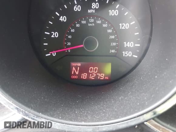 ✅ 2013 Kia Sorento EX • VIN: 5XYKUDA23DG394811 • Lot: 42491553. Wystawiony na IAAI z przebiegiem 181 279 mil. Bezpłatny archiwum sprzedaży aukcyjnych z USA i szczegółowy raport historii pojazdu na DreamBid. Zdjęcie 15.