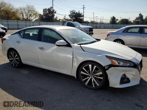 ✅ 2022 Nissan Altima Platinum • VIN: 1N4BL4FW5NN402910 • Lot: 75216114. Listed on Copart with 19,714 mi. Free auction sales archive from the USA and detailed vehicle history report at DreamBid. Image 4.