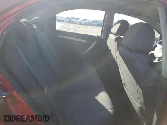 2011 Chevrolet Aveo 1LT z VIN KL1TD5DE3BB141583, wystawiony jako Copart lot #83952704 z przebiegiem 160 594 mil mil oraz Szkoda całkowita • Salvage title. Historia ofert i sprzedaży dostępna na DreamBid. Obrazek 10.