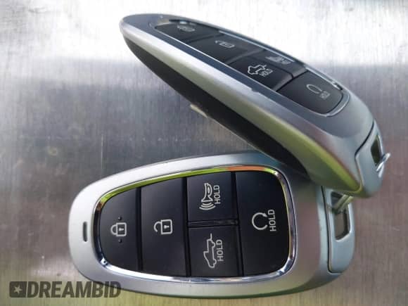 2024 Hyundai Santa Cruz SEL with VIN 5NTJC4AE3RH080215, listed as a IAAI auction lot 40812976 with 10,942 mi miles and . Bid and sale history available at DreamBid. Image 11.