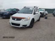 ✅ 2008 Suzuki SX4 • VIN: JS2YB413085109916 • Lot: 43672003. Wystawiony na IAAI z przebiegiem 78 183 mil. Bezpłatny archiwum sprzedaży aukcyjnych z USA i szczegółowy raport historii pojazdu na DreamBid. Zdjęcie 2.