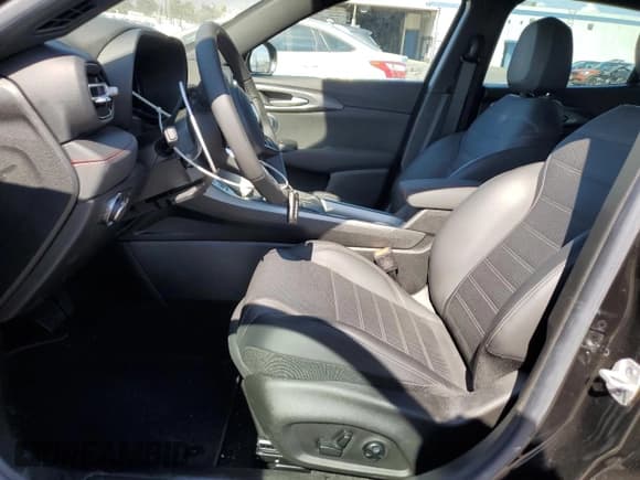 ✅ 2024 Dodge Hornet R/T Plus • VIN: ZACPDFDW2R3A23864 • Lot: 70869945. Listed on Copart with 9,011 mi. Free auction sales archive from the USA and detailed vehicle history report at DreamBid. Image 7.