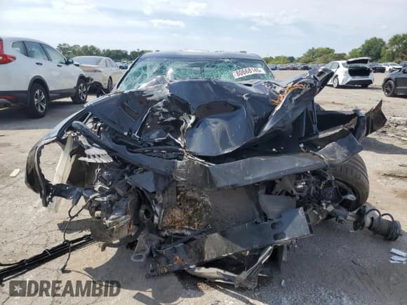 ✅ 2019 Chevrolet Camaro 1SS • VIN: 1G1FE1R70K0112469 • Lot: 80668145. Wystawiony na Copart z przebiegiem Nie podano. Bezpłatny archiwum sprzedaży aukcyjnych z USA i szczegółowy raport historii pojazdu na DreamBid. Zdjęcie 5.