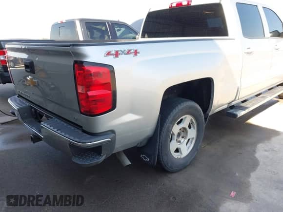 2017 Chevrolet Silverado 1500 LT с VIN 1GCUKREC5HF146387, выставлен на аукционе IAAI как лот 43326035 с пробегом 154 920 миль миль и . История ставок и продаж доступна на DreamBid. Изображение 6.