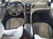 ✅ 2013 Hyundai Sonata GLS • VIN: 5NPEB4AC2DH727262 • Lot: 57172585. Wystawiony na Copart z przebiegiem 200 473 mil. Bezpłatny archiwum sprzedaży aukcyjnych z USA i szczegółowy raport historii pojazdu na DreamBid. Zdjęcie 8.