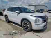 2023 Mitsubishi Outlander SEL z VIN JA4J3VA84PZ019115, wystawiony jako Copart lot #63403835 z przebiegiem 39 249 mil mil oraz Czysty tytuł • Clean title. Historia ofert i sprzedaży dostępna na DreamBid. Obrazek 4.