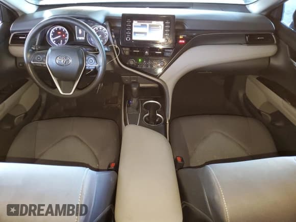 ✅ 2021 Toyota Camry LE • VIN: 4T1C11AK2MU570964 • Lot: 91462165. Listed on Copart with 126,114 mi. Free auction sales archive from the USA and detailed vehicle history report at DreamBid. Image 8.