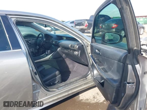 ✅ 2014 Lexus IS 250 • VIN: JTHCF1D29E5007695 • Лот: 43693665. Опубликован ранее на IAAI с пробегом 144 361 миль. Бесплатный доступ к архиву аукционных продаж из США и подробный отчёт об истории автомобиля на DreamBid. Изображение 5.