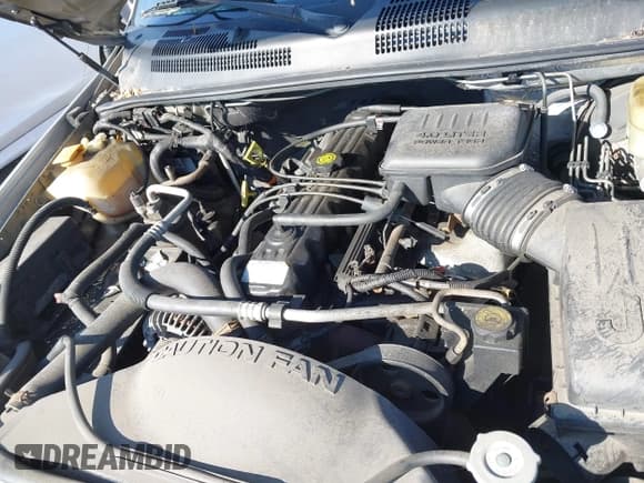 ✅ 2001 Jeep Grand Cherokee Laredo • VIN: 1J4GW48S31C562074 • Lot: 43209986. Wystawiony na IAAI z przebiegiem Nie podano. Bezpłatny archiwum sprzedaży aukcyjnych z USA i szczegółowy raport historii pojazdu na DreamBid. Zdjęcie 10.