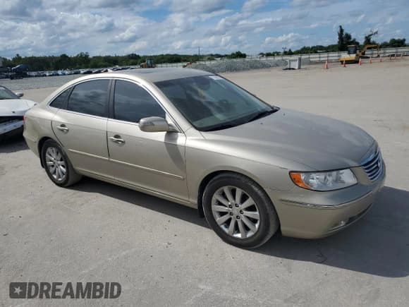 ✅ 2009 Hyundai Azera Limited • VIN: KMHFC46FX9A343275 • Lot: 71436525. Listed on Copart with 63,817 mi. Free auction sales archive from the USA and detailed vehicle history report at DreamBid. Image 4.