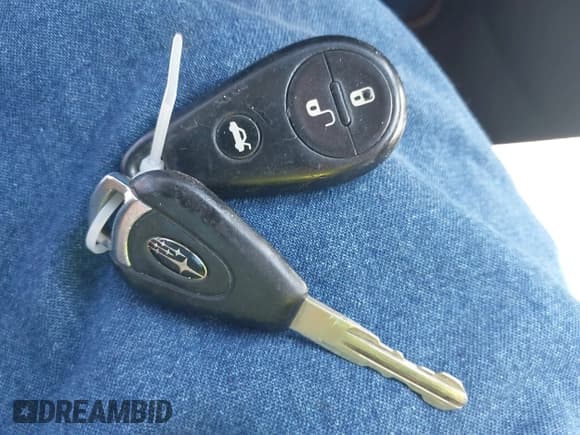 ✅ 2005 Subaru Legacy Outback • VIN: 4S4BP61C957386735 • Лот: 39738918. Опубликован ранее на IAAI с пробегом 152 566 миль. Бесплатный доступ к архиву аукционных продаж из США и подробный отчёт об истории автомобиля на DreamBid. Изображение 11.