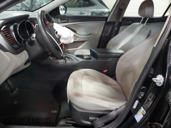 ✅ 2011 Kia Optima LX • VIN: KNAGM4A77B5161289 • Лот: 91406075. Опубликован ранее на Copart с пробегом 222 669 миль. Бесплатный доступ к архиву аукционных продаж из США и подробный отчёт об истории автомобиля на DreamBid. Изображение 7.