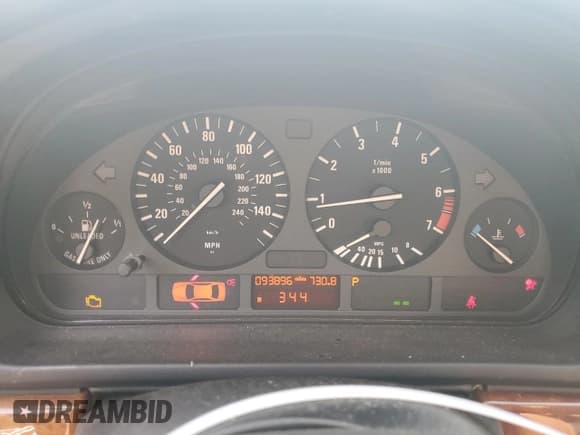 ✅ 1999 BMW 5 Series 528i • VIN: WBADP6346XBV62124 • Lot: 66775254. Listed on Copart with 93,896 mi. Free auction sales archive from the USA and detailed vehicle history report at DreamBid. Image 9.