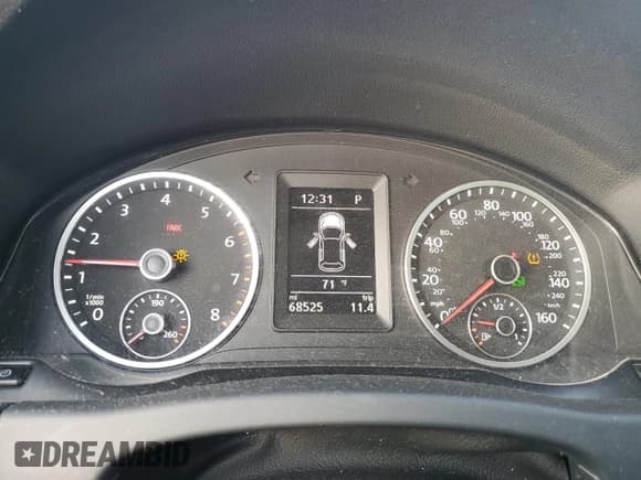 ✅ 2017 Volkswagen Tiguan Wolfsburg Edition • VIN: WVGSV7AX7HW500143 • Лот: 93268975. Опубликован ранее на Copart с пробегом 68 525 миль. Бесплатный доступ к архиву аукционных продаж из США и подробный отчёт об истории автомобиля на DreamBid. Изображение 9.