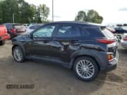 ✅ 2020 Hyundai Kona SEL • VIN: KM8K2CAA3LU427421 • Лот: 71931264. Опубликован ранее на Copart с пробегом 50 375 миль. Бесплатный доступ к архиву аукционных продаж из США и подробный отчёт об истории автомобиля на DreamBid. Изображение 2.