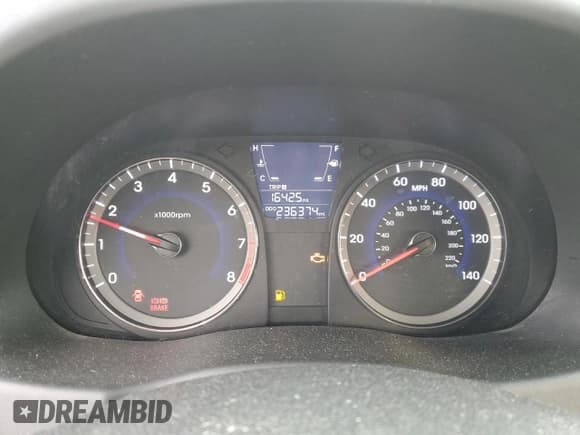 ✅ 2013 Hyundai Accent GS • VIN: KMHCT5AE7DU084131 • Лот: 92468605. Опубликован ранее на Copart с пробегом 236 374 миль. Бесплатный доступ к архиву аукционных продаж из США и подробный отчёт об истории автомобиля на DreamBid. Изображение 9.