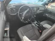 ✅ 2017 Toyota Tacoma SR5 • VIN: 5TFSZ5AN4HX100790 • Lot: 86988525. Listed on Copart with 152,850 mi. Free auction sales archive from the USA and detailed vehicle history report at DreamBid. Image 8.