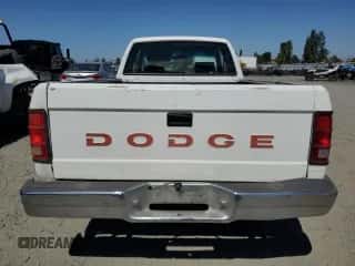 1990 Dodge Dakota с VIN 1B7GL23XXLS708226, выставлен на аукционе Copart как лот 69859125 с пробегом 372 216 миль миль и Списание • Salvage title. История ставок и продаж доступна на DreamBid. Изображение 6.