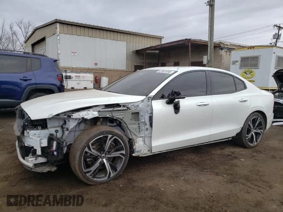 ✅ 2024 Volvo S60 Core Dark Theme • VIN: 7JRL12TK8RG295020 • Lot: 47601695. Listed on Copart with 45,837 mi. Free auction sales archive from the USA and detailed vehicle history report at DreamBid. Image 1.