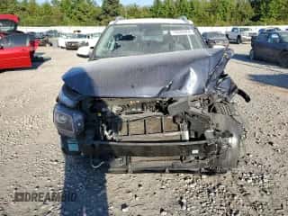 2021 Hyundai Venue Denim with VIN KMHRC8A3XMU101336, listed as a Copart auction lot 73533424 with Not provided miles and Salvage title. Bid and sale history available at DreamBid. Image 5.