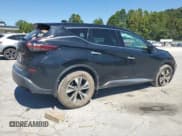 ✅ 2021 Nissan Murano S • VIN: 5N1AZ2AS2MC138208 • Лот: 69483295. Опубликован ранее на Copart с пробегом 103 788 миль. Бесплатный доступ к архиву аукционных продаж из США и подробный отчёт об истории автомобиля на DreamBid. Изображение 3.