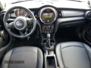 ✅ 2018 MINI Hardtop 4 Door Cooper • VIN: WMWXU1C5XJ2F79309 • Лот: 90668785. Опубликован ранее на Copart с пробегом 110 832 миль. Бесплатный доступ к архиву аукционных продаж из США и подробный отчёт об истории автомобиля на DreamBid. Изображение 8.