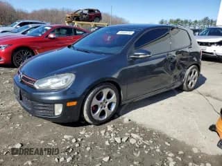✅ 2010 Volkswagen Golf GTI • VIN: WVWFD7AJ2AW373022 • Лот: 49448755. Опубликован ранее на Copart с пробегом 66 983 миль. Бесплатный доступ к архиву аукционных продаж из США и подробный отчёт об истории автомобиля на DreamBid. Изображение 1.