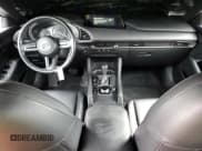 ✅ 2020 Mazda 3 • VIN: JM1BPALMXL1172723 • Лот: 93529075. Опубликован ранее на Copart с пробегом 52 555 миль. Бесплатный доступ к архиву аукционных продаж из США и подробный отчёт об истории автомобиля на DreamBid. Изображение 8.