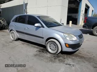 ✅ 2008 Kia Rio SX • VIN: KNADE163786346014 • Lot: 75269104. Listed on Copart with 141,174 mi. Free auction sales archive from the USA and detailed vehicle history report at DreamBid. Image 4.