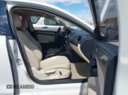 ✅ 2013 Volkswagen Jetta TDI w/Premium/Nav • VIN: 3VWLL7AJ7DM386162 • Lot: 43176163. Listed on IAAI with 81,988 mi. Free auction sales archive from the USA and detailed vehicle history report at DreamBid. Image 5.