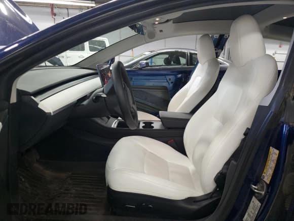 ✅ 2023 Tesla Model 3 Long Range • VIN: 5YJ3E1EB7PF691604 • Lot: 85392735. Wystawiony na Copart z przebiegiem 51 815 mil. Bezpłatny archiwum sprzedaży aukcyjnych z USA i szczegółowy raport historii pojazdu na DreamBid. Zdjęcie 7.