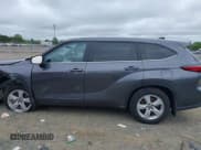 ✅ 2023 Toyota Highlander Hybrid LE • VIN: 5TDZARAH3PS526191 • Lot: 42212602. Listed on IAAI with 31,810 mi. Free auction sales archive from the USA and detailed vehicle history report at DreamBid. Image 15.