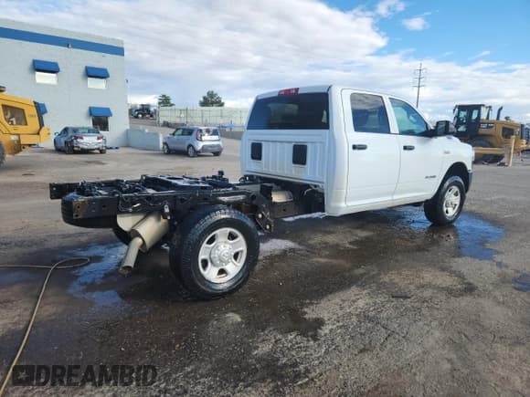✅ 2021 Ram 2500 Tradesman • VIN: 3C7WR5HJ7MG601856 • Lot: 84393145. Listed on Copart with 55,756 mi. Free auction sales archive from the USA and detailed vehicle history report at DreamBid. Image 3.