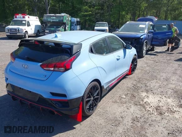 2020 Hyundai Veloster z VIN KMHT36AH8LU003913, wystawiony jako IAAI lot #42217722 z przebiegiem 33 996 mil mil oraz . Historia ofert i sprzedaży dostępna na DreamBid. Obrazek 4.