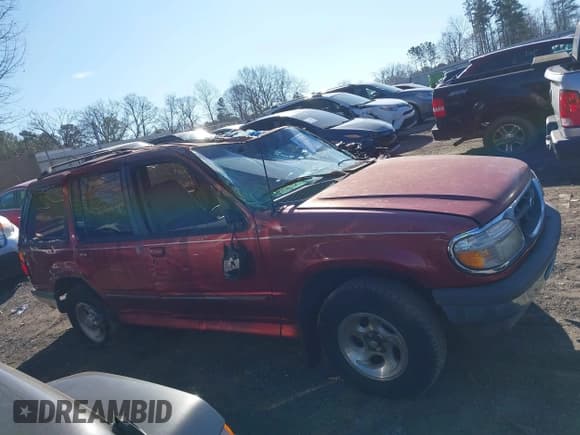 ✅ 1997 Ford Explorer XLT • VIN: 1FMDU32P1VUB98259 • Лот: 41251433. Опубликован ранее на IAAI с пробегом 156 680 миль. Бесплатный доступ к архиву аукционных продаж из США и подробный отчёт об истории автомобиля на DreamBid. Изображение 13.