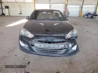 ✅ 2016 Hyundai Genesis Coupe Ultimate • VIN: KMHHU6KJ8GU137282 • Lot: 84377355. Wystawiony na Copart z przebiegiem 101 366 mil. Bezpłatny archiwum sprzedaży aukcyjnych z USA i szczegółowy raport historii pojazdu na DreamBid. Zdjęcie 5.