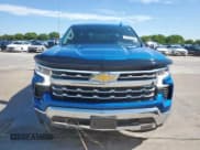 ✅ 2022 Chevrolet Silverado 1500 LTZ • VIN: 1GCPAEED1NZ554963 • Lot: 60263305. Wystawiony na Copart z przebiegiem 31 814 mil. Bezpłatny archiwum sprzedaży aukcyjnych z USA i szczegółowy raport historii pojazdu na DreamBid. Zdjęcie 5.