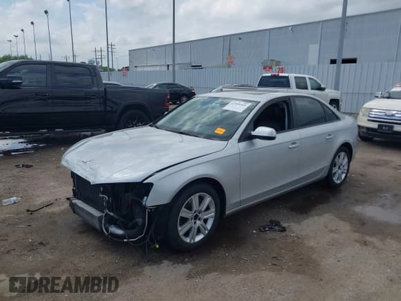 ✅ 2010 Audi A4 Premium • VIN: WAUAFAFL2AN050510 • Lot: 41999351. Wystawiony na IAAI z przebiegiem 145 204 mil. Bezpłatny archiwum sprzedaży aukcyjnych z USA i szczegółowy raport historii pojazdu na DreamBid. Zdjęcie 18.