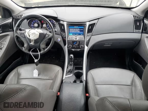 ✅ 2013 Hyundai Sonata SE • VIN: 5NPEC4AC5DH695954 • Lot: 71154224. Listed on Copart with 174,314 mi. Free auction sales archive from the USA and detailed vehicle history report at DreamBid. Image 8.