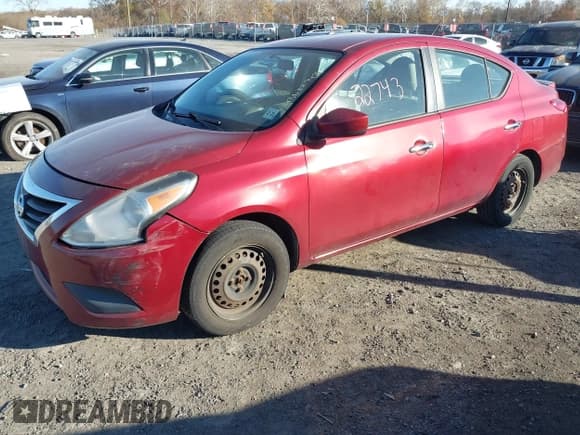 ✅ 2016 Nissan Versa S Plus • VIN: 3N1CN7AP0GL802695 • Lot: 43622743. Wystawiony na IAAI z przebiegiem 125 653 mil. Bezpłatny archiwum sprzedaży aukcyjnych z USA i szczegółowy raport historii pojazdu na DreamBid. Zdjęcie 2.