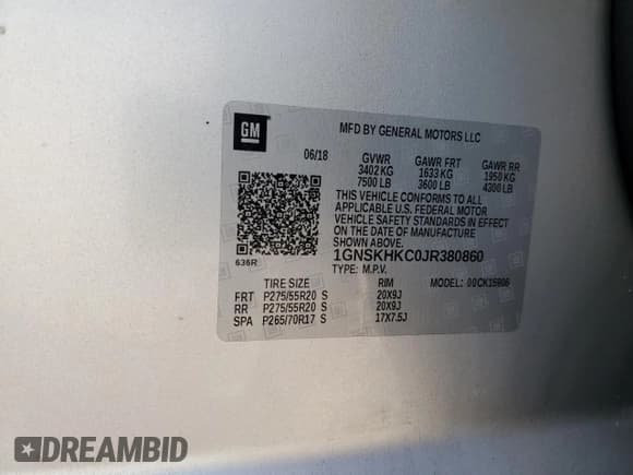 ✅ 2018 Chevrolet Suburban LT • VIN: 1GNSKHKC0JR380860 • Lot: 71195434. Wystawiony na Copart z przebiegiem 69 452 mil. Bezpłatny archiwum sprzedaży aukcyjnych z USA i szczegółowy raport historii pojazdu na DreamBid. Zdjęcie 15.