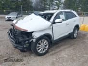 ✅ 2014 Kia Sorento EX • VIN: 5XYKU4A72EG490748 • Lot: 41451611. Wystawiony na IAAI z przebiegiem 184 809 mil. Bezpłatny archiwum sprzedaży aukcyjnych z USA i szczegółowy raport historii pojazdu na DreamBid. Zdjęcie 17.