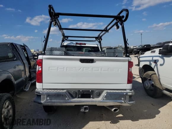 ✅ 2024 Chevrolet Silverado 2500HD Work Truck • VIN: 1GC0WLE79RF394369 • Лот: 76630484. Опубликован ранее на Copart с пробегом Не указан. Бесплатный доступ к архиву аукционных продаж из США и подробный отчёт об истории автомобиля на DreamBid. Изображение 6.