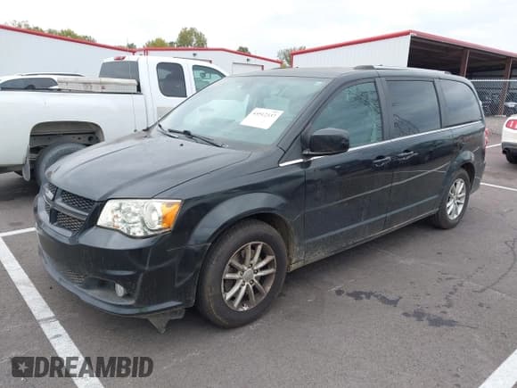 ✅ 2019 Dodge Grand Caravan SXT • VIN: 2C4RDGCG2KR765314 • Лот: 43512337. Опубликован ранее на IAAI с пробегом 105 098 миль. Бесплатный доступ к архиву аукционных продаж из США и подробный отчёт об истории автомобиля на DreamBid. Изображение 17.
