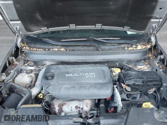 ✅ 2014 Jeep Cherokee Sport • VIN: 1C4PJMAB7EW189172 • Lot: 43600727. Wystawiony na IAAI z przebiegiem 177 617 mil. Bezpłatny archiwum sprzedaży aukcyjnych z USA i szczegółowy raport historii pojazdu na DreamBid. Zdjęcie 6.