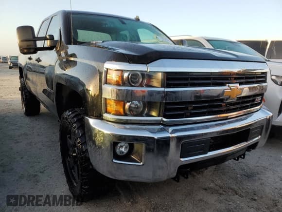 ✅ 2015 Chevrolet Silverado 2500HD LT • VIN: 1GC2KVE84FZ104171 • Лот: 76992994. Опубликован ранее на Copart с пробегом 169 484 миль. Бесплатный доступ к архиву аукционных продаж из США и подробный отчёт об истории автомобиля на DreamBid. Изображение 4.