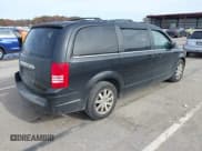 ✅ 2008 Chrysler Town & Country Touring • VIN: 2A8HR54P28R607704 • Lot: 43689570. Listed on IAAI with 235,370 mi. Free auction sales archive from the USA and detailed vehicle history report at DreamBid. Image 4.