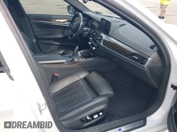 ✅ 2018 BMW 5 Series 540i xDrive • VIN: WBAJE7C57JWD53128 • Lot: 42983632. Listed on IAAI with 95,644 mi. Free auction sales archive from the USA and detailed vehicle history report at DreamBid. Image 5.