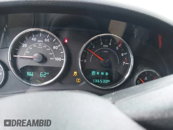 ✅ 2018 Jeep Wrangler Unlimited Sport S • VIN: 1C4HJWDG2JL930461 • Lot: 42042644. Listed on IAAI with 136,530 mi. Free auction sales archive from the USA and detailed vehicle history report at DreamBid. Image 7.